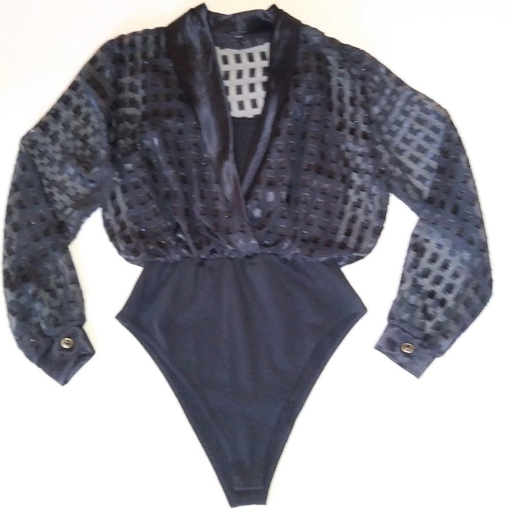 EVENING WEAR, TOP – BLACK